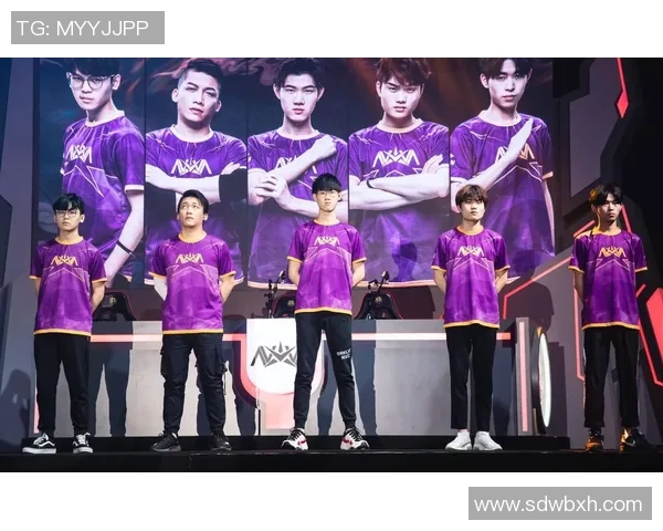 RNG战队的蜕变之旅：从荣耀到重生的全球总决赛特别报道