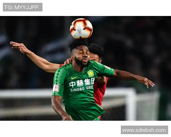 南京足球队以71分稳居选拔赛积分榜首位展现强劲实力