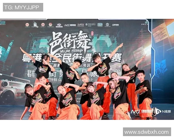 街舞盛宴：深入解析深圳街舞队的战术与风格创新