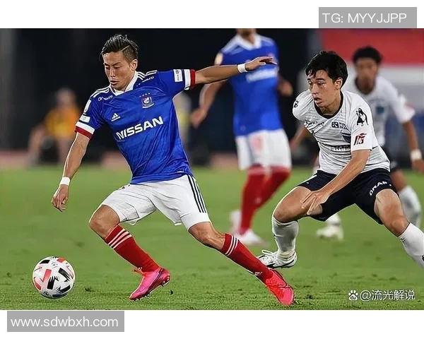 长崎航与甲府风的激烈对决展现足球魅力与团队精神的完美结合