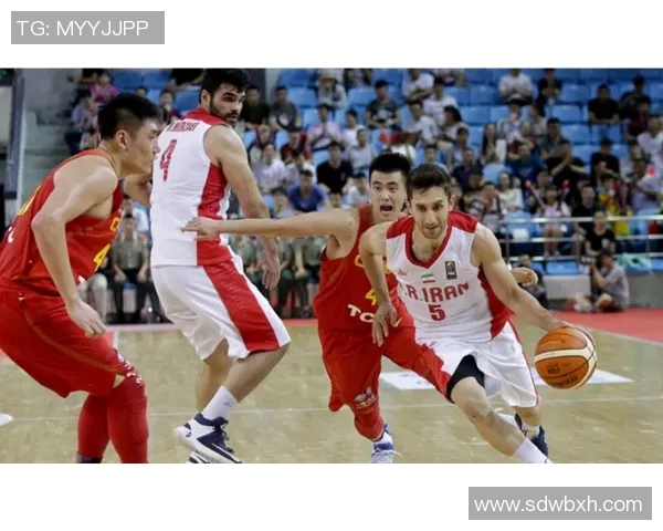 男篮红队对阵伊朗精彩比赛视频回顾与精彩瞬间分析