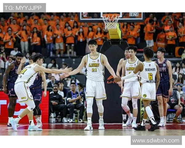 2014年CBA季后赛广东队对阵浙江队精彩回顾与赛后分析