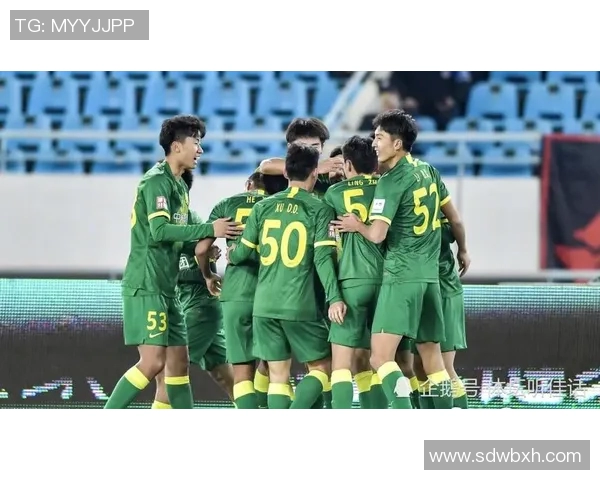 多哈萨德与德黑兰独的激烈对决引发球迷热议与期待