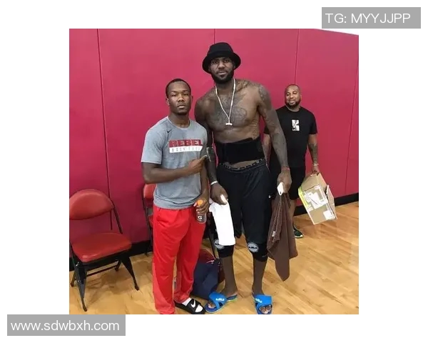 季后赛的詹姆斯与重生的椒盐对决谁将书写新的传奇篇章